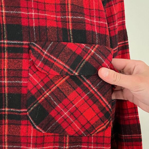 Vtg Men's Red Black Flannel Shirt M Plaid Virgin Wool Long Sleeve USA Outdoor - Picture 5 of 6